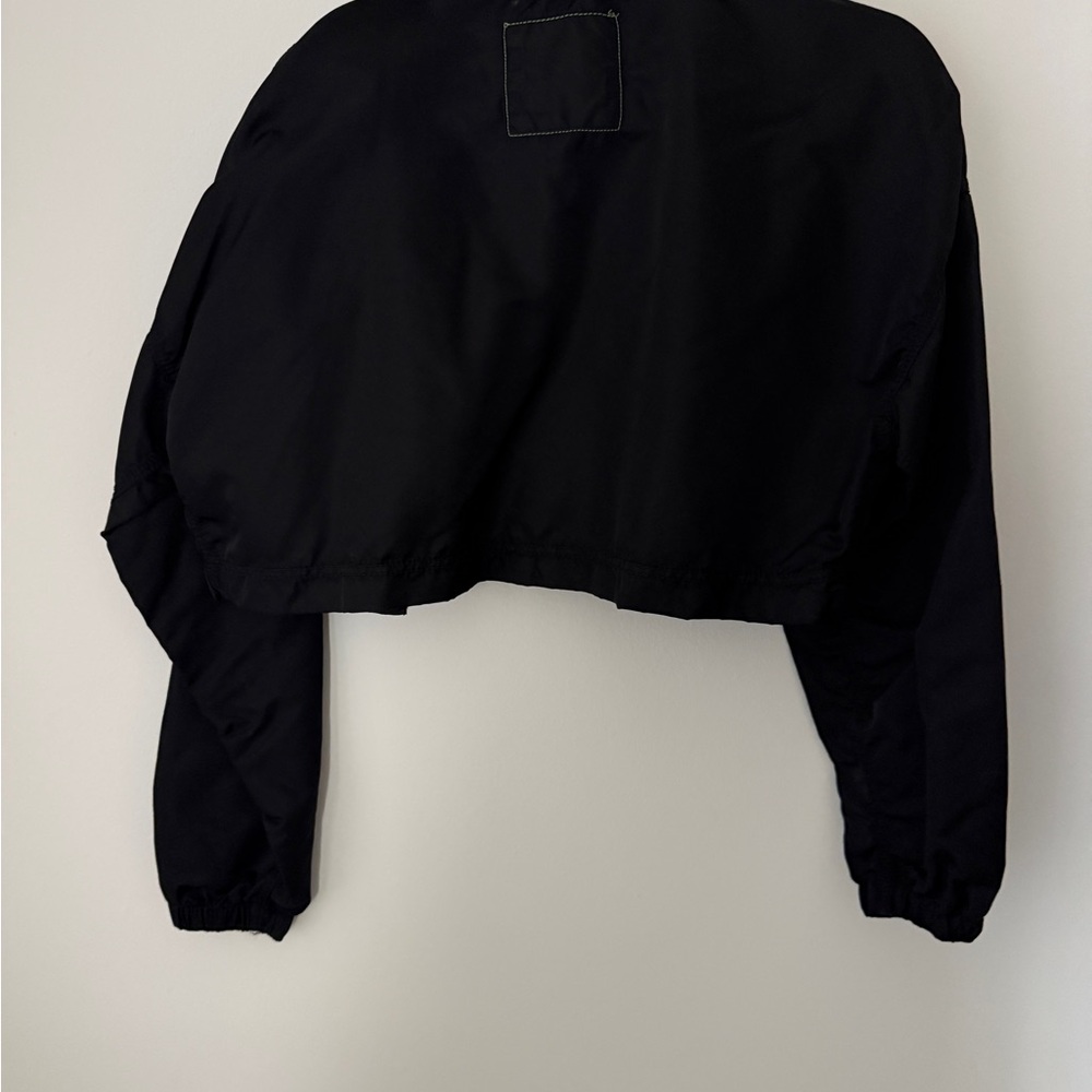 Urban Outfitters Black Cropped Jacket - Picture 3 of 3